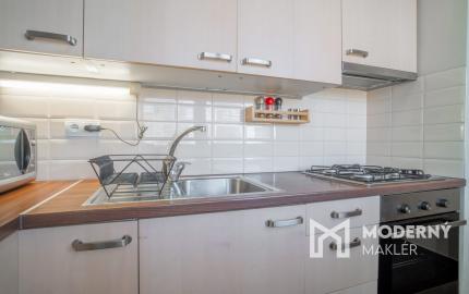 Na prenájom vkusný 2-izbový byt v príjemnej časti Dúbravky