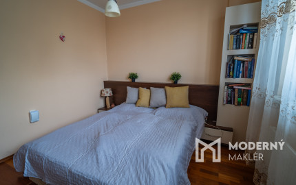 Na predaj čiastočne zariadený 3-izbový byt vo Vrakuni