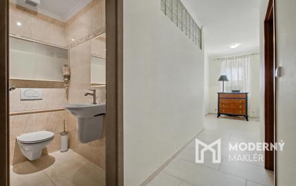 Na predaj 4-izbový penthouse so zimnou záhradou v Šamoríne