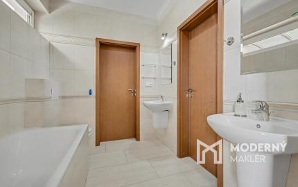 Na predaj 4-izbový penthouse so zimnou záhradou v Šamoríne