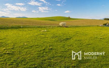 Na predaj pozemok v perspektívnej lokalite Dolného Kalníka