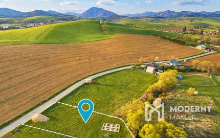 Na predaj pozemok v perspektívnej lokalite Dolného Kalníka