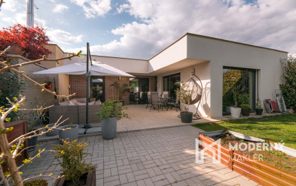 Na predaj 5-izbový rodinný dom v Trenčíne - Zlatovciach