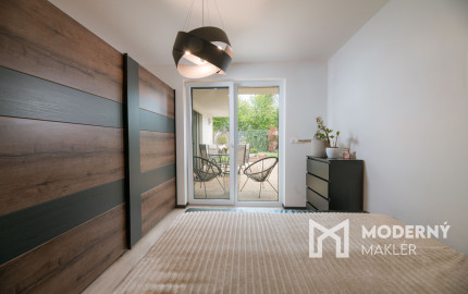 Na predaj 5-izbový rodinný dom v Trenčíne - Zlatovciach