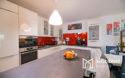 Na predaj 5-izbový rodinný dom v Trenčíne - Zlatovciach