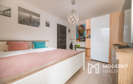 Na predaj 5-izbový rodinný dom v Trenčíne - Zlatovciach