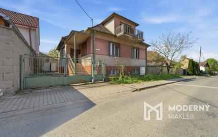 Na predaj rodinný dom vhodný na rekonštrukciu v Stupave