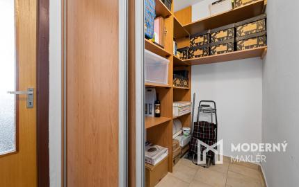 Na predaj kompletne zariadený 3-izbový byt v Podunajských Biskupiciach