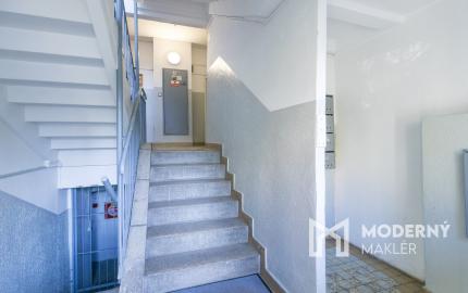 Na predaj investičný 2-izbový byt v Ružinove