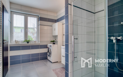 Na predaj rodinný dom s investičným potenciálom v Kostolišti