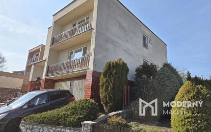 4 izb. byt. jednotka v RD, kompletná rekonštrukcia, 87 m², garáž, pivnica, skladové priestory s pozemkom 333 m2