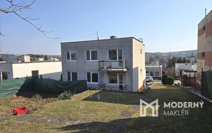 3 izb. byt. jednotka v RD, kompletná rekonštrukcia, 87 m², garáž, pivnica, skladové priestory s pozemkom 333 m2