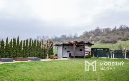 Na prenájom moderný 4-izbový bungalov v obci Beňadiková