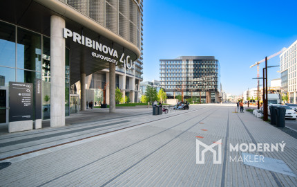 Na prenájom 2-izbový byt so šatníkom, Bratislava – Eurovea Tower