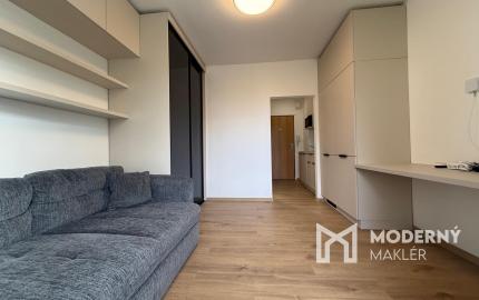 Na prenájom zariadená garsónka v centre Trenčína