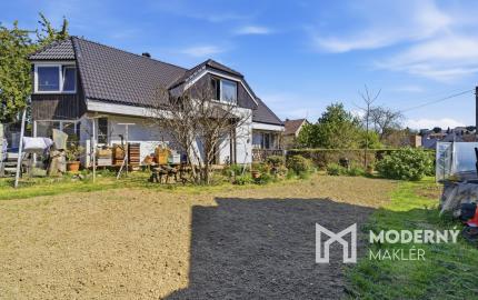 Na predaj čiastočne zariadený dom v obci Horné Otrokovce