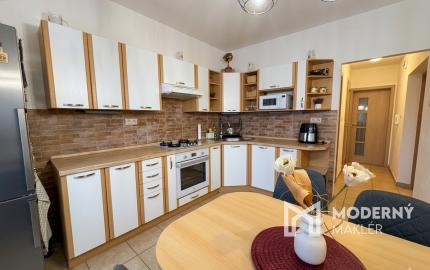 Kompletná rekonštrukcia, 3- izbový byt s loggiou, Bulíkova ul., Bratislava-Petržalka