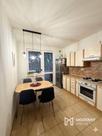Kompletná rekonštrukcia, 3- izbový byt s loggiou, Bulíkova ul., Bratislava-Petržalka