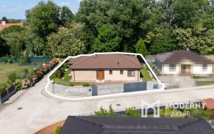 Na predaj stavebný pozemok s jedinečnou atmosférou prírody v Kvetoslavove