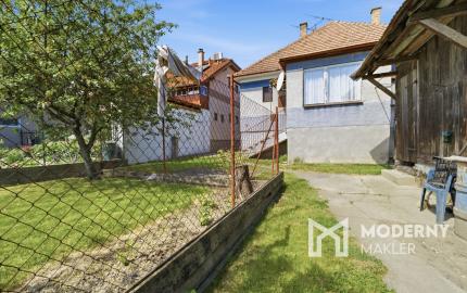 Na predaj 3-izbový tehlový dom s možnosťou nadstavby v Šamoríne