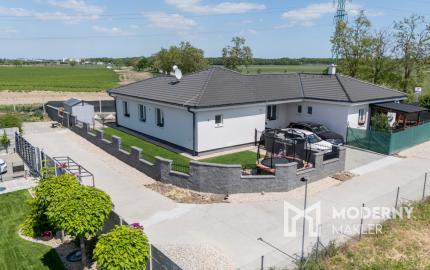 Na predaj rodinný dom s krásnou záhradou v obci Hrubý Šúr
