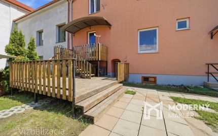 Na predaj priestranný 4,5 - izbový byt v Seredi