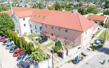 Na predaj priestranný 4,5 - izbový byt v Seredi