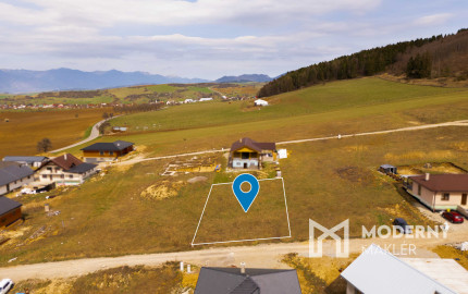 Pozemok s výhľadom na prírodu v lokalite Necpaly