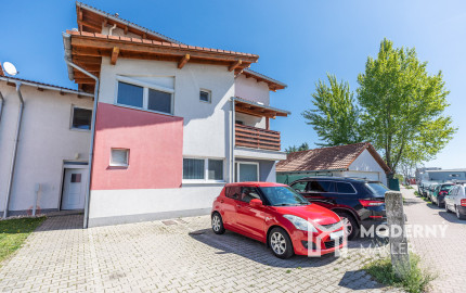 Na prenájom 3-izbový mezonet s parkovaním - Dunajská Lužná