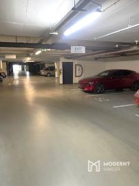 Na predaj vnútorné parkovacie miesto, Rezidencia pri radnici, Strojárenská ulica, Košice - centrum