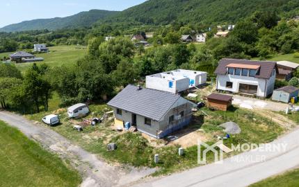 Na predaj novostavba rodinného domu pod lesom – Prestavlky pri Žiari nad Hronom