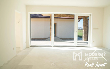SOKOLOVCE / Exkluzívny 4-izbový bungalov pripravený na kúpu