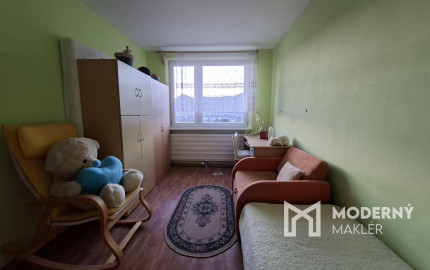 PREDAJ – 3-IZBOVÝ BYT S LOGGIOU V TICHEJ LOKALITE MARTIN – ĽADOVEŇ