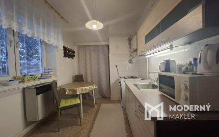 EXKLUZÍVNE NA PREDAJ – 3-IZBOVÝ BYT S POTENCIÁLOM V TURČIANSKYCH TEPLICIACH