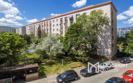 Na prenájom utulný 2-izbový byt v širšom centre Bratislavy – Nové Mesto
