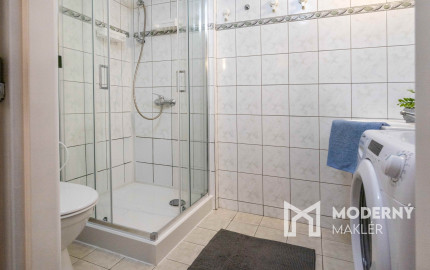 Na prenájom utulný 2-izbový byt v širšom centre Bratislavy – Nové Mesto