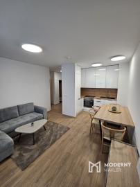 Klimatizovaný 2 izb. byt s parkovaním Ovocné Sady