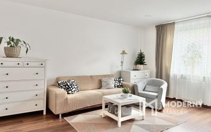 Štýlový 2-izbový byt 75 m² prerobený z 3i bytu, v projekte 500 bytov na Nivách