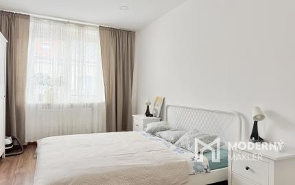 Štýlový 2-izbový byt 75 m² prerobený z 3i bytu, v projekte 500 bytov na Nivách