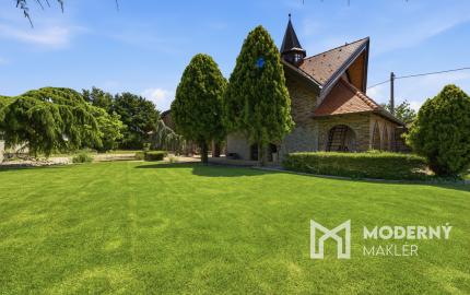 Na prenájom exkluzívna 5-izbová vila v aristokratickom štýle v Šamoríne