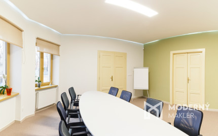 Na prenájom administratívne a kancelárske priestory v centre Nitry