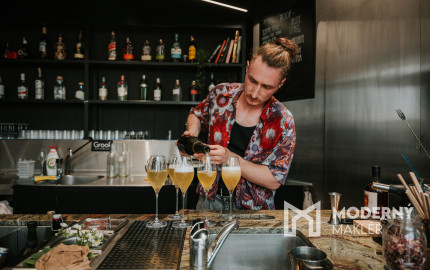 Na odstúpenie úspešná gastro prevádzka v OC Nivy, Bratislava