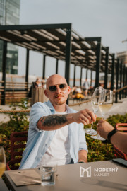 Na odstúpenie úspešná gastro prevádzka v OC Nivy, Bratislava