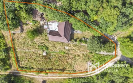Výnimočný pozemok s RD a nádherným výhľadom na Svätý Jur