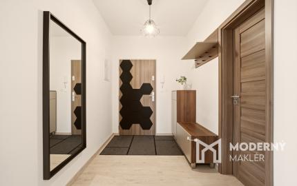 Na predaj 3-izbový byt s veľkorysou terasou a parkovaním, Dunajská Lužná
