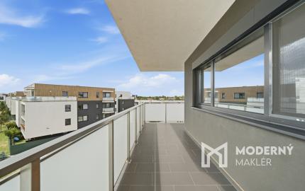 Na predaj 3-izbový byt s veľkorysou terasou a parkovaním, Dunajská Lužná