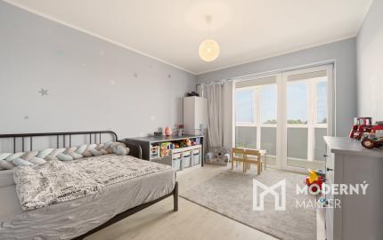 Na predaj 3-izbový byt s veľkorysou terasou a parkovaním, Dunajská Lužná
