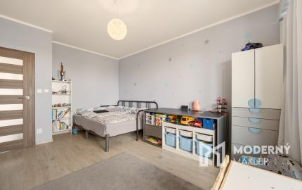 Na predaj 3-izbový byt s veľkorysou terasou a parkovaním, Dunajská Lužná