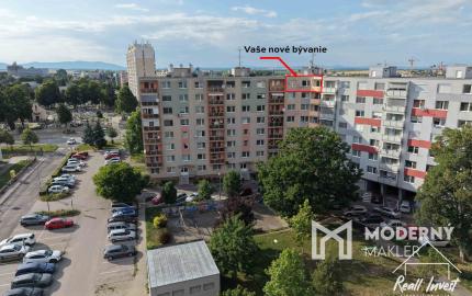 PRIESTRANNÝ 2-IZBOVÝ BYT S POTENCIÁLOM NA 3-IZBOVÝ / PREDAJ