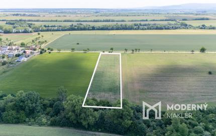 Na predaj investičný pozemok v obci Vištuk